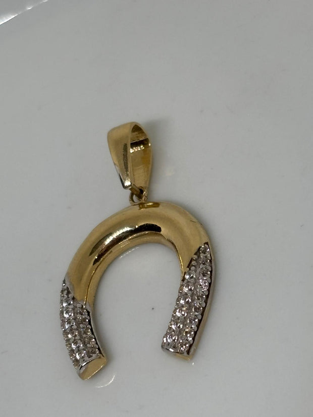 Horse shoe gold charm 14k