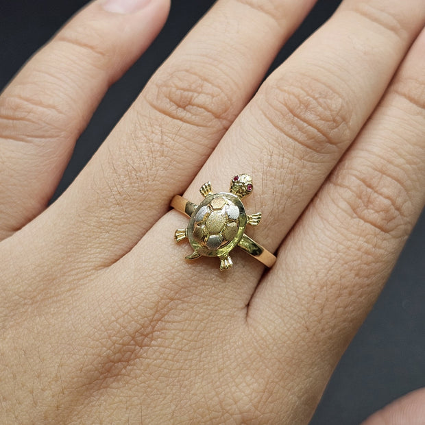 Tortoise ring